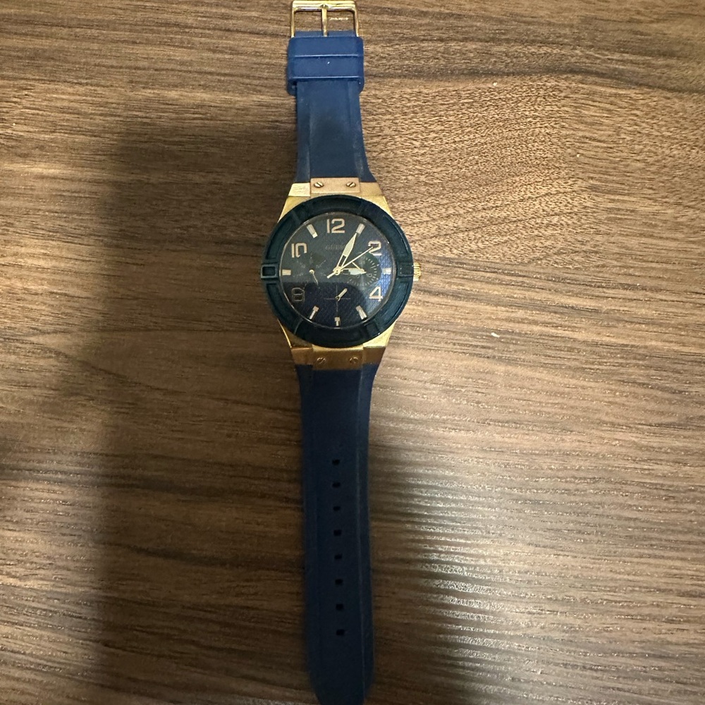 Guess watch